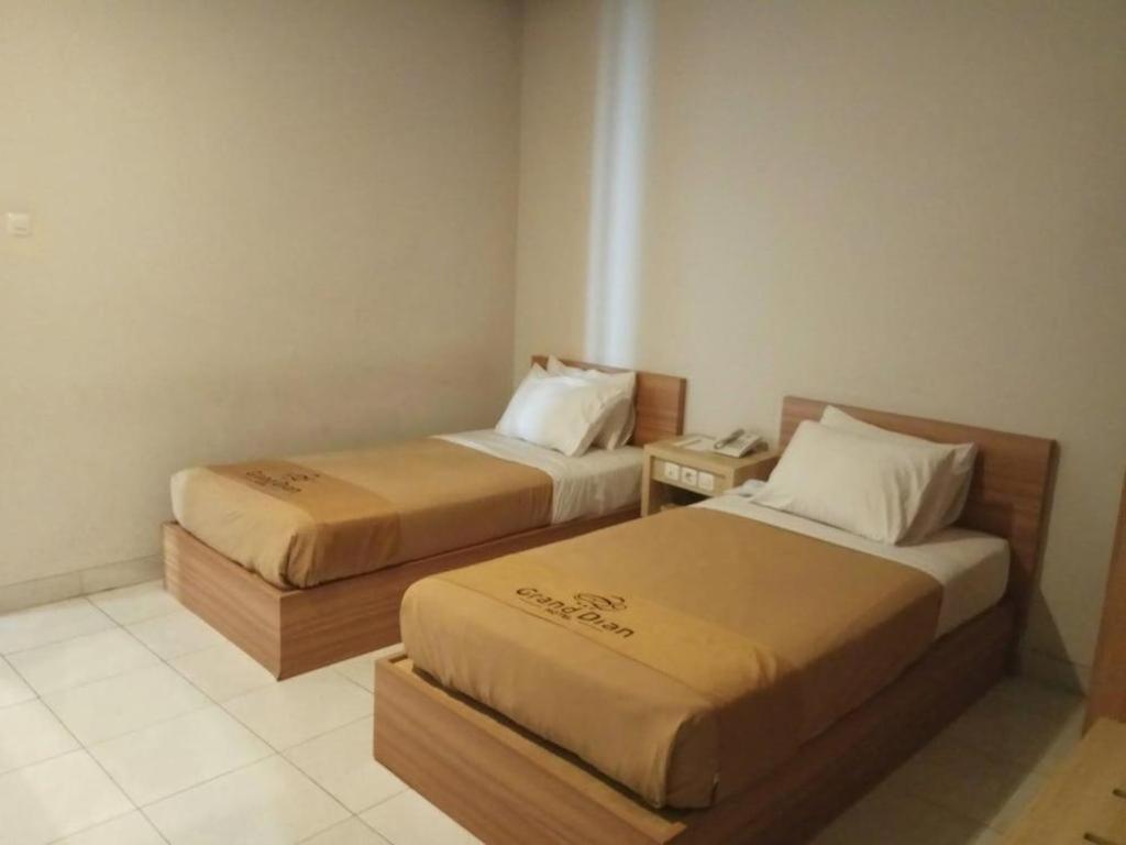 Grand Dian Hotel Slawi Tegal (Central Java) Exterior foto